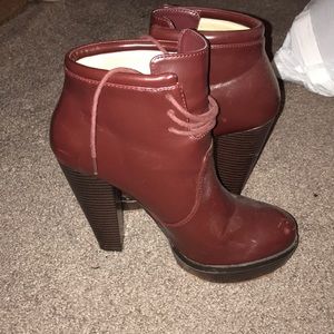 Platform bootie